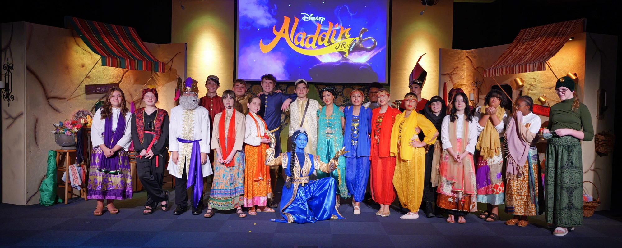 The full Aladdin Jr. cast on stage